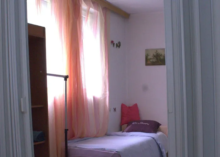 Cozy First Floor & Terrace By Adem * Skopje